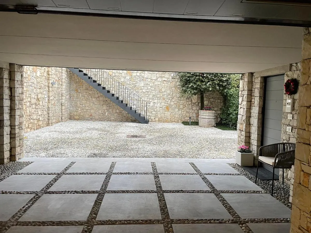 Villa Maddalena Ome Apartment